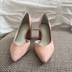 1 state size 7.5 pink suede block heel